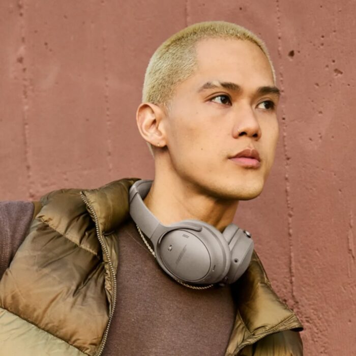 Bose QuietComfort Headphones - Image 9