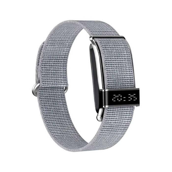 Porodo Trackfit Pro Smart Bracelet Fitness Tracker with Display App - Image 6