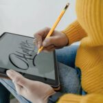 momax Mag Link Pop Magnetic Active Stylus Pen - Image 3