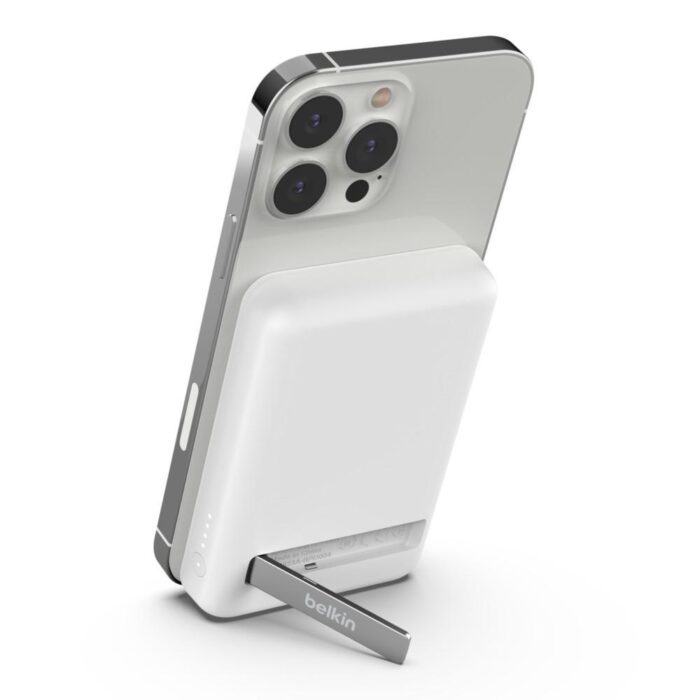 Belkin Magnetic Wireless Power Bank 5K with Stand - Image 7
