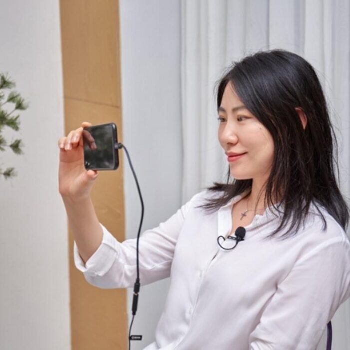 Boya Clip-on Lavalier Microphone for iOS devices BY-M2 - Image 6