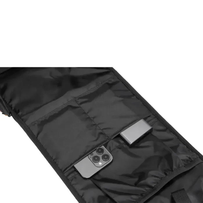 Porodo Gaming PS5 Storage & Laptop Backpack - Image 5