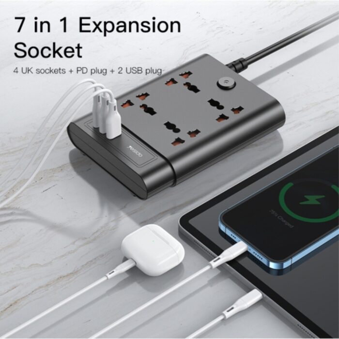 Yesido 2650W Power Socket with 2 USB 1 USB-C 38W Output MC11 - Image 2