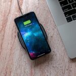 mophie 15W Wireless Charging Pad - Image 5